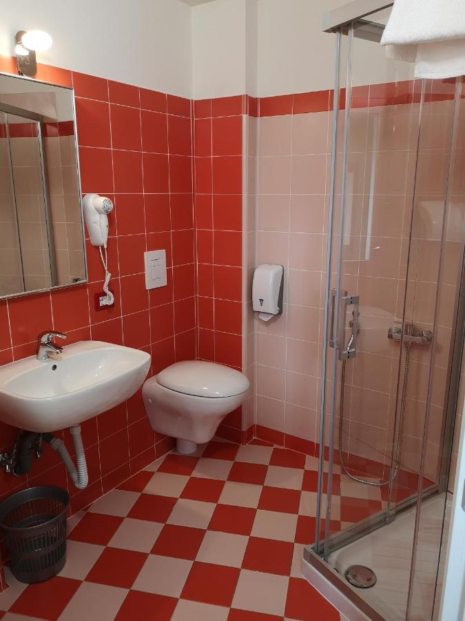 Hotel Clodi Ascoli Piceno Luaran gambar